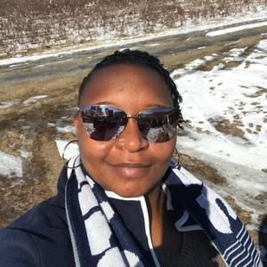 Meet your Posher, Denise